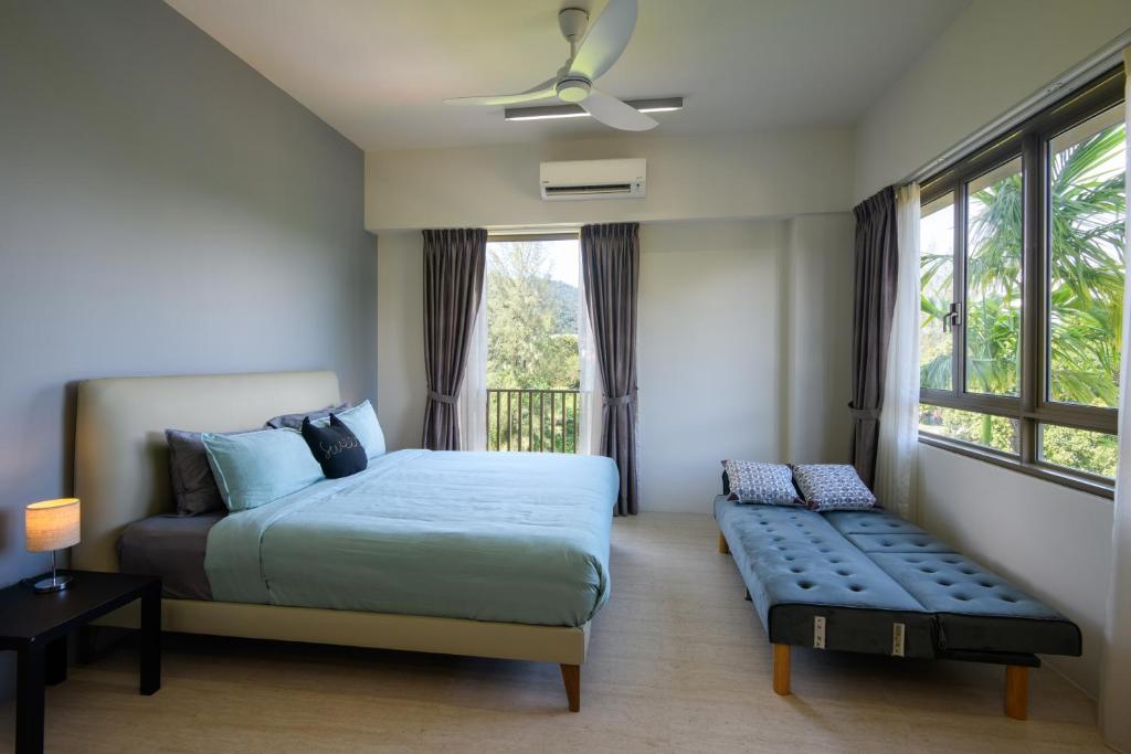By The Sea Beach Front Apartment photo 1