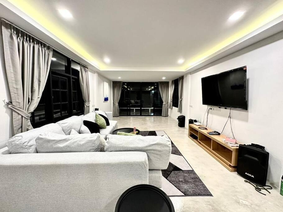Number3 Poolvilla Bangkok photo 3