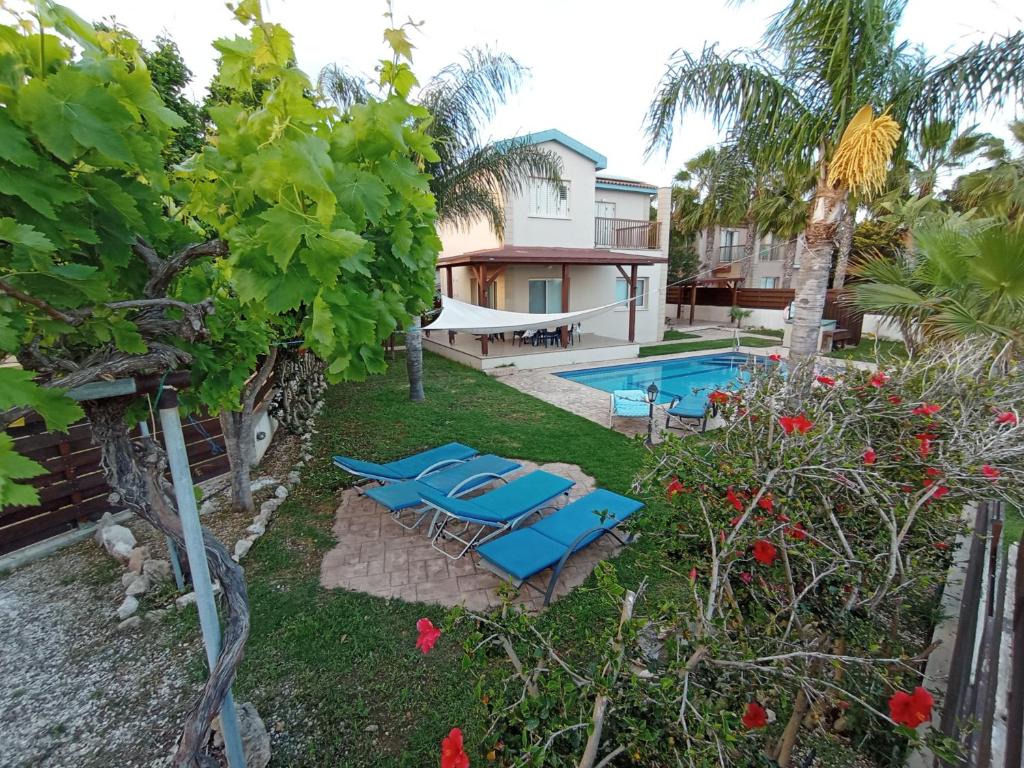 SIRENS BEACH GREEN VILLA / LICENCED photo 4