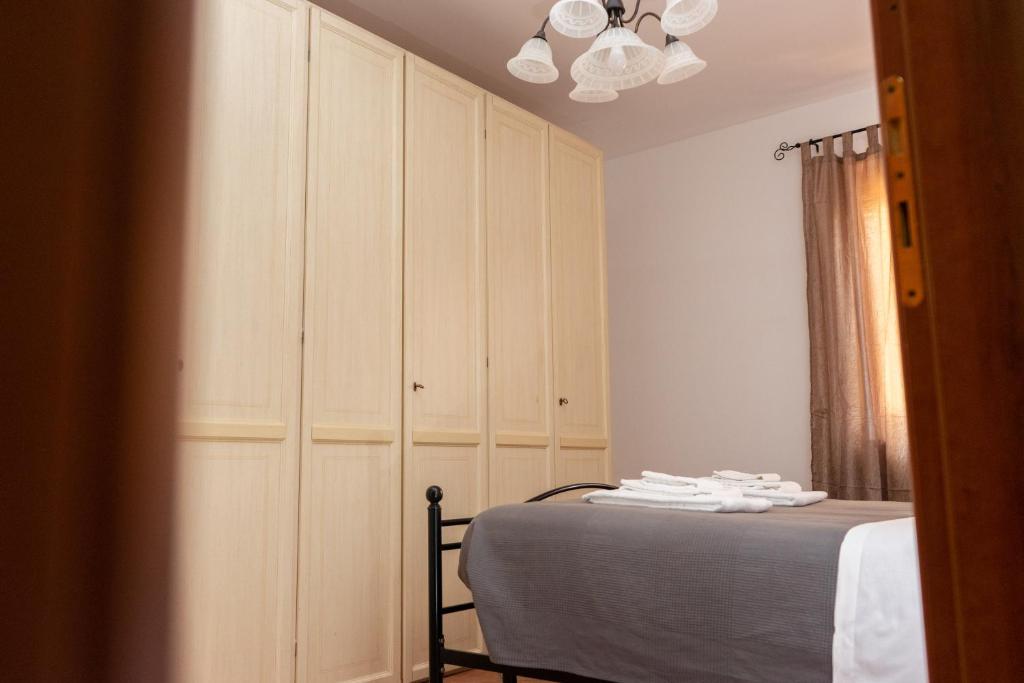 Prestige White Apartment photo 1