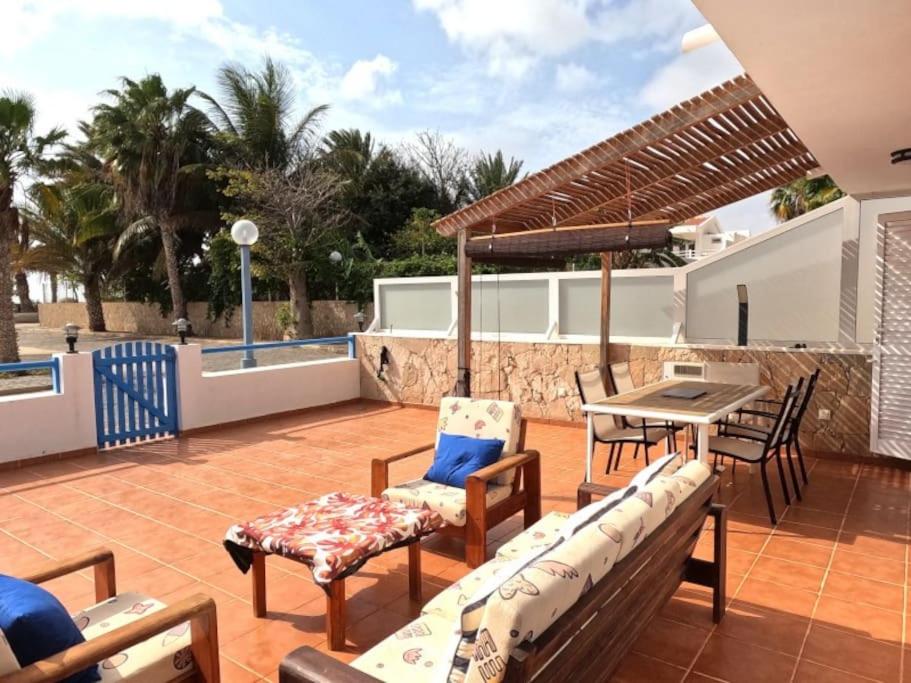 Ocean View - Front Line - 3 Bed/Bath Large Patio photo 2