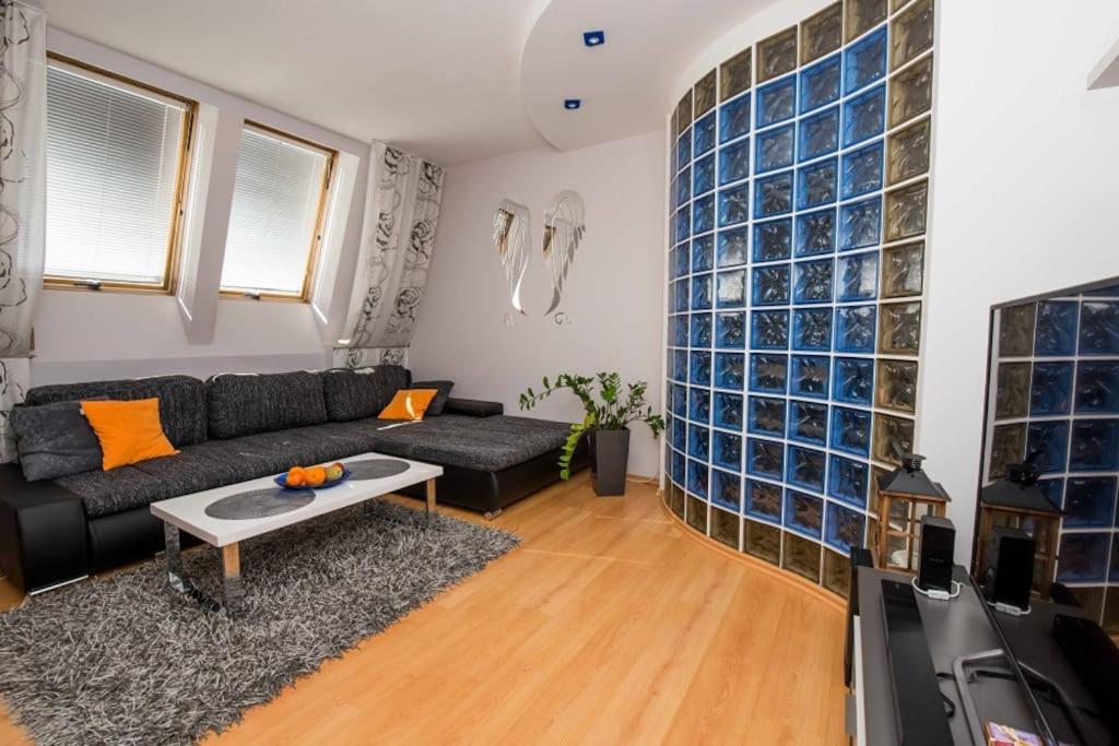 Family apartment photo 2