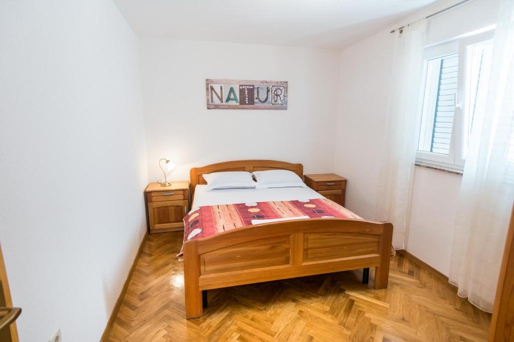 Apartments Basilea No. 2 photo 3