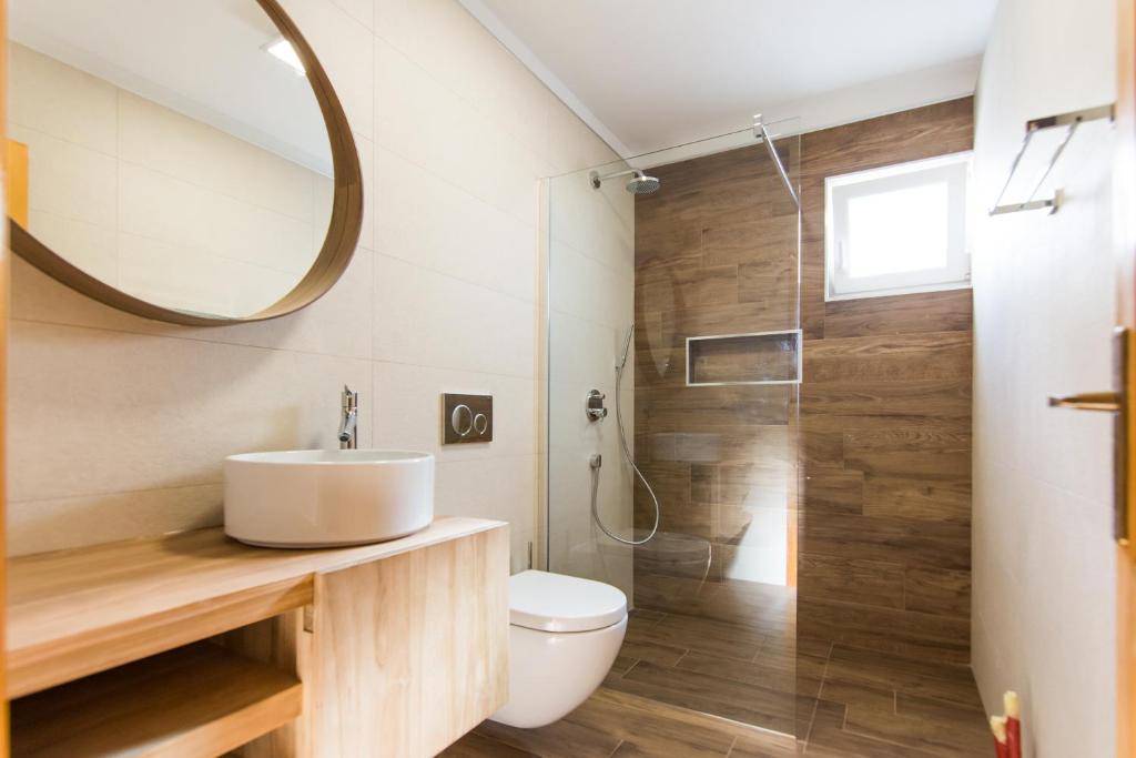 Apartments Basilea No. 2 photo 4