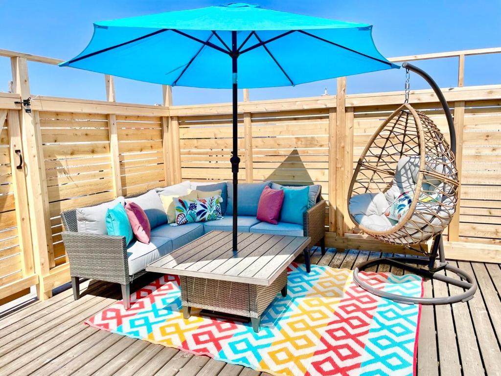 "Paddle" at Hills Meaford, Penthouse 3rd Floor Suite w Deck & Balcony photo 2