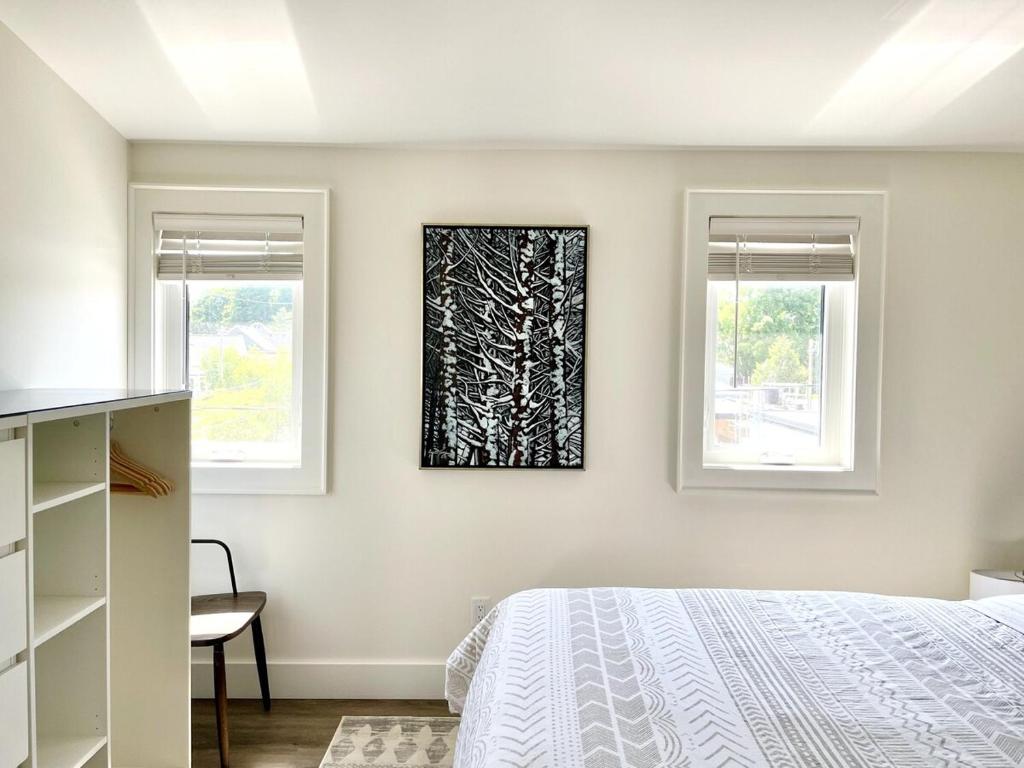 "Paddle" at Hills Meaford, Penthouse 3rd Floor Suite w Deck & Balcony photo 3