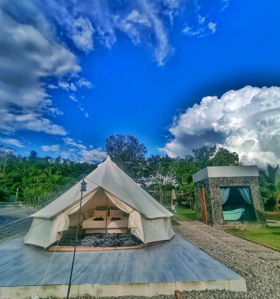 The Wes Village, incl Breakfast and Dinner photo 3