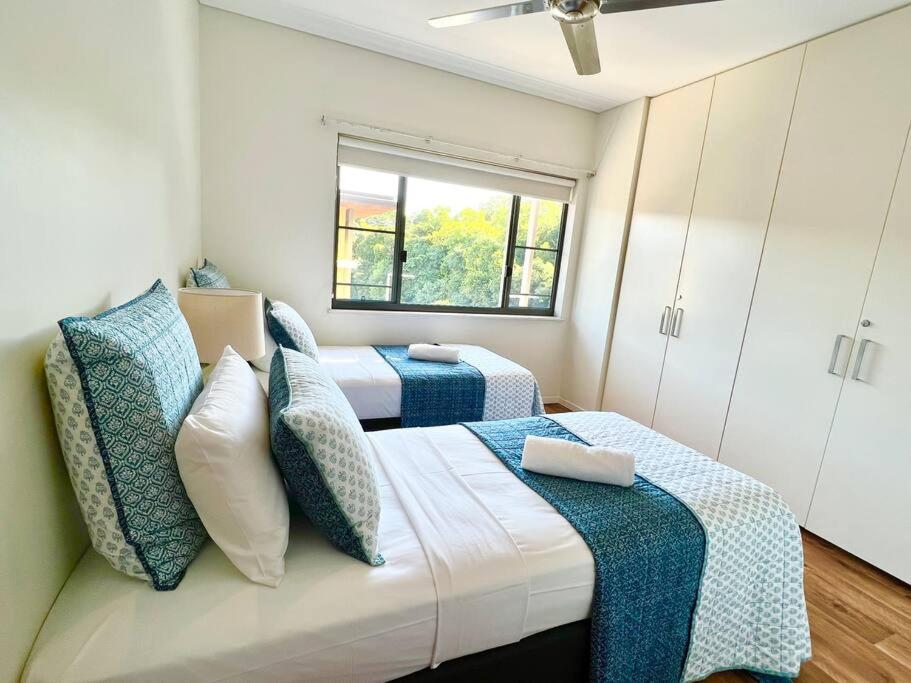Luxury Waterfront Apartment (2 bedrooms) photo 1
