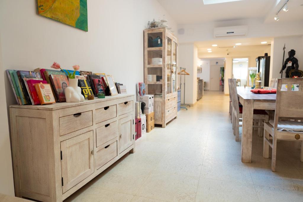 The White Knight Premium Boutique Hotel photo 2