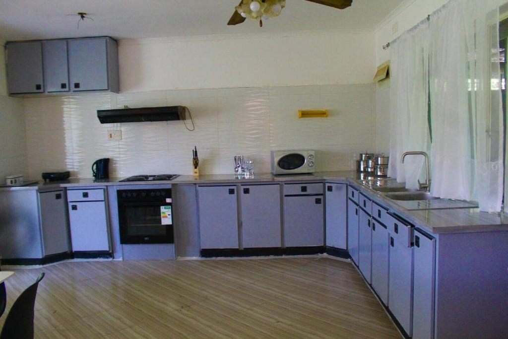 2 bedroomed house with a lovely garden - 2177 photo 1