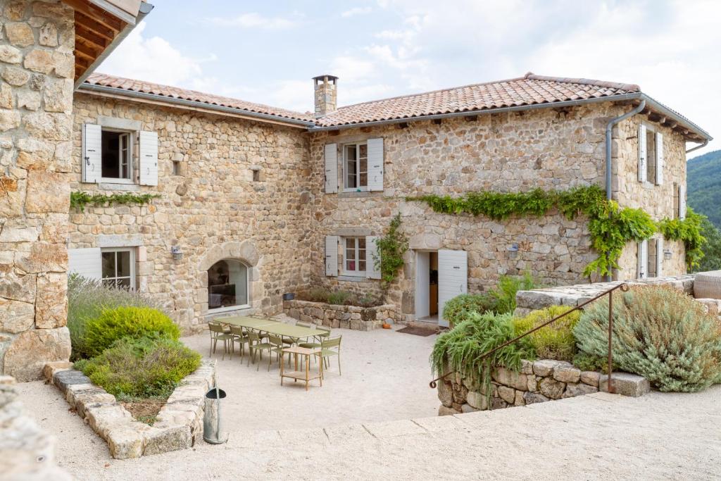 Belle maison tranquille avec vue panoramique. photo 3