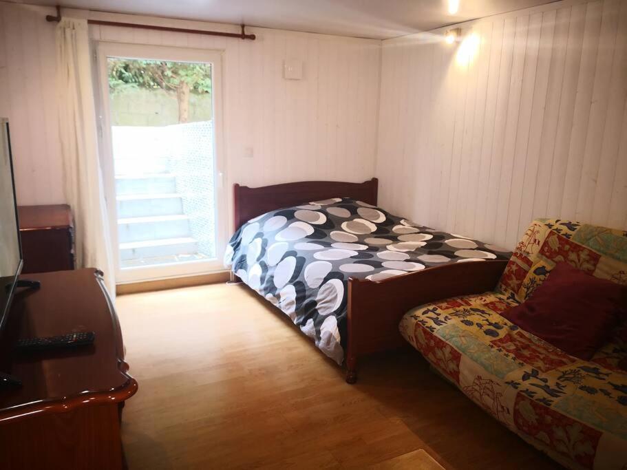 Rooms near Paris (20mn to Paris)