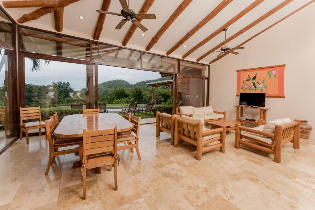 Three Bedroom Villa - Estrella photo 4