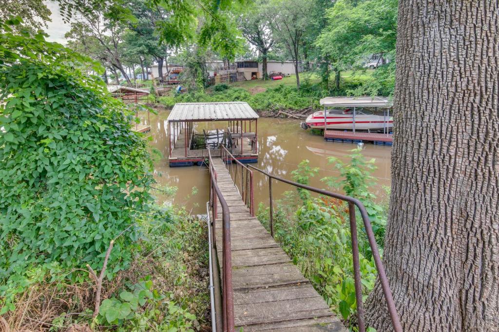 Waterfront Grove Getaway with Yard and 15 Boat Slip! photo 2
