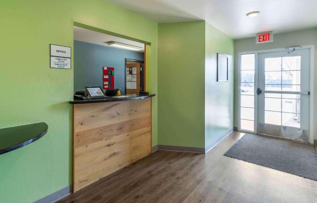 Extended Stay America Select Suites - Atlanta - Alpharetta photo 4
