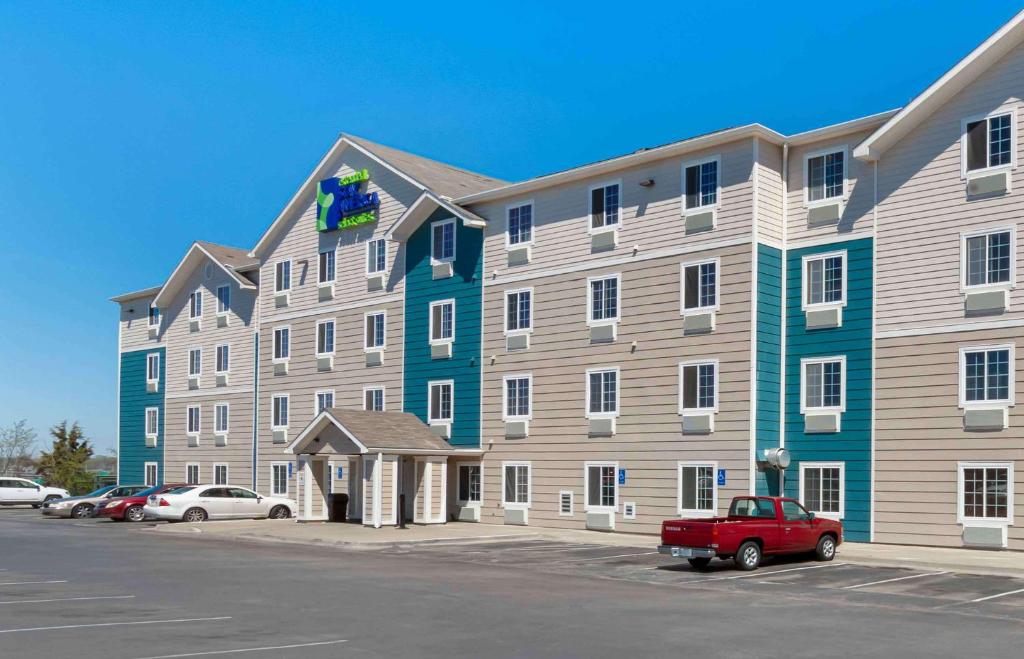 Extended Stay America Select Suites - Kansas City - South - I-49 photo 1