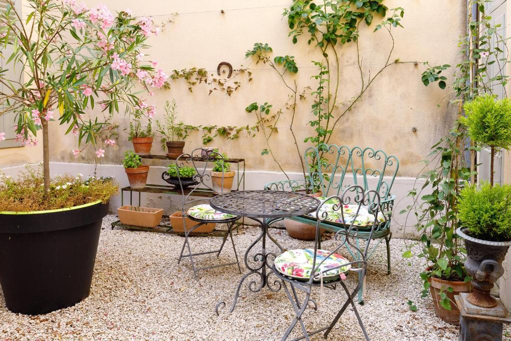 Madame M's Maison des Mots photo 1