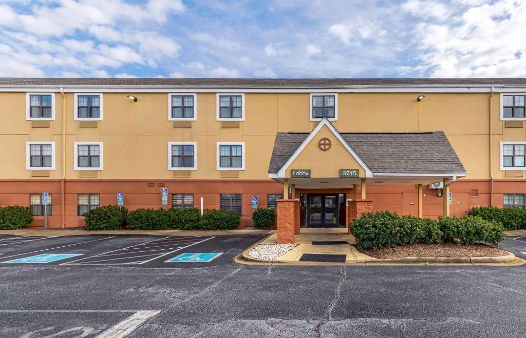 Extended Stay America Suites - Greenville - Airport photo 1
