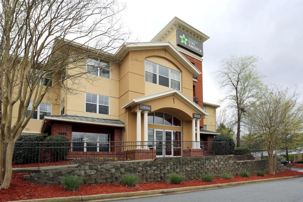 Extended Stay America Suites Atlanta Alpharetta Northpoint W image