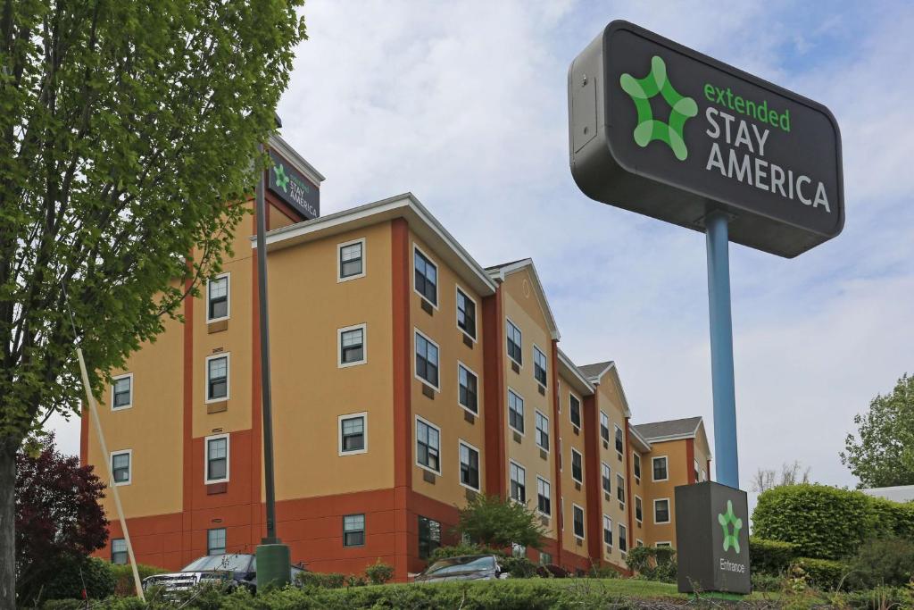 Extended Stay America Suites Philadelphia Plymouth Meeting E image