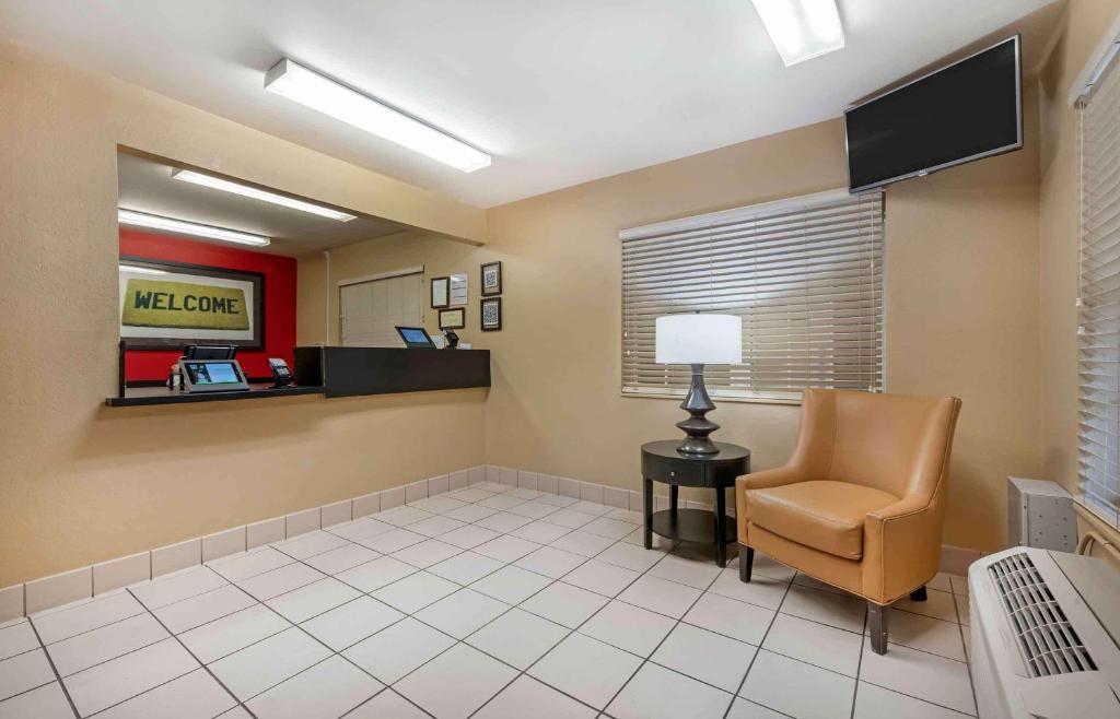 Extended Stay America Suites - Gainesville - I-75 photo 3