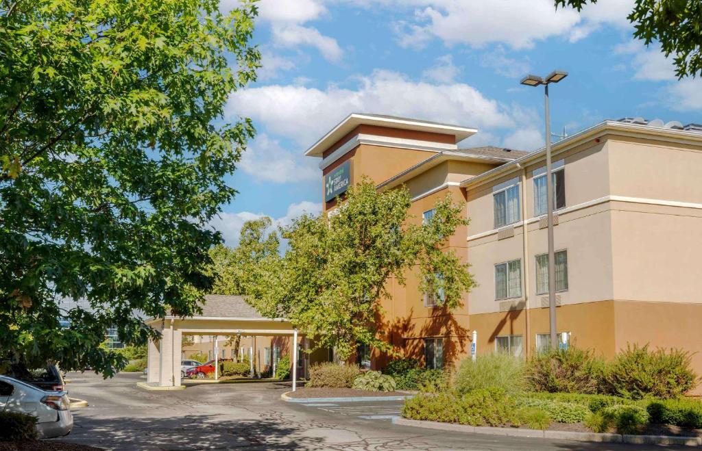 Extended Stay America Suites - Boston - Waltham - 52 4th Ave photo 2