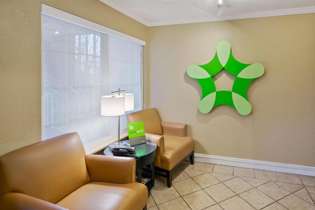 Extended Stay America Suites - Washington, DC - Reston photo 4