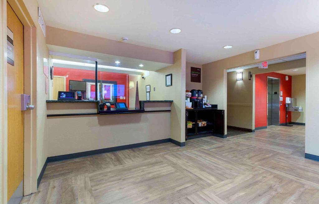 Extended Stay America Suites - Washington, DC - Fairfax photo 4