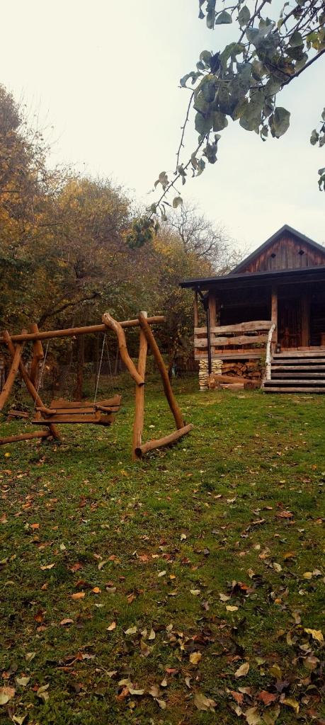 Agroturystyka LipoweWzgórze domek Antek photo 3
