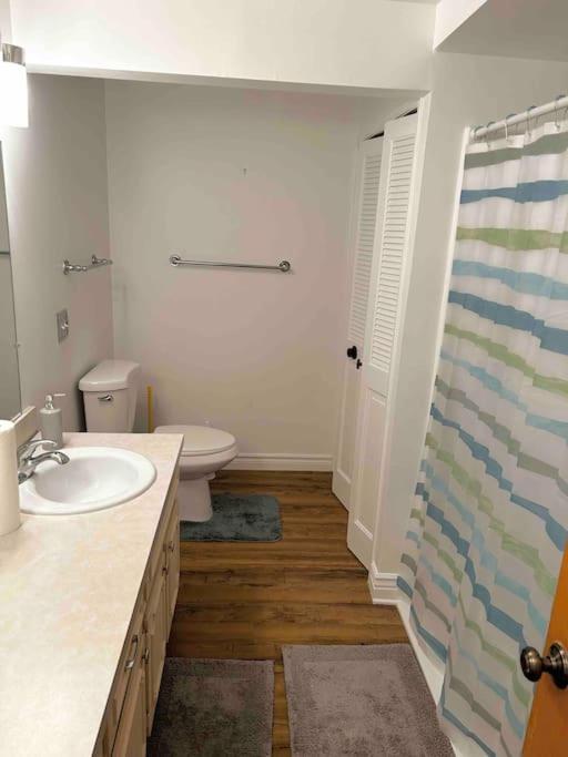 5BR House Close to Stadium/Downtown photo 2