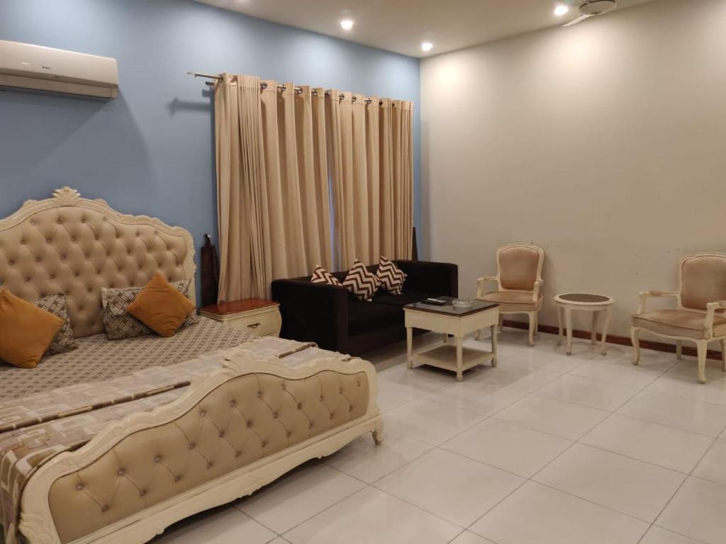 Zaib guest house for families in E-11 Islamabad photo 1