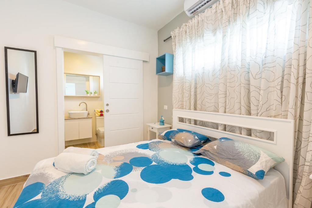 One Suite 508 photo 1