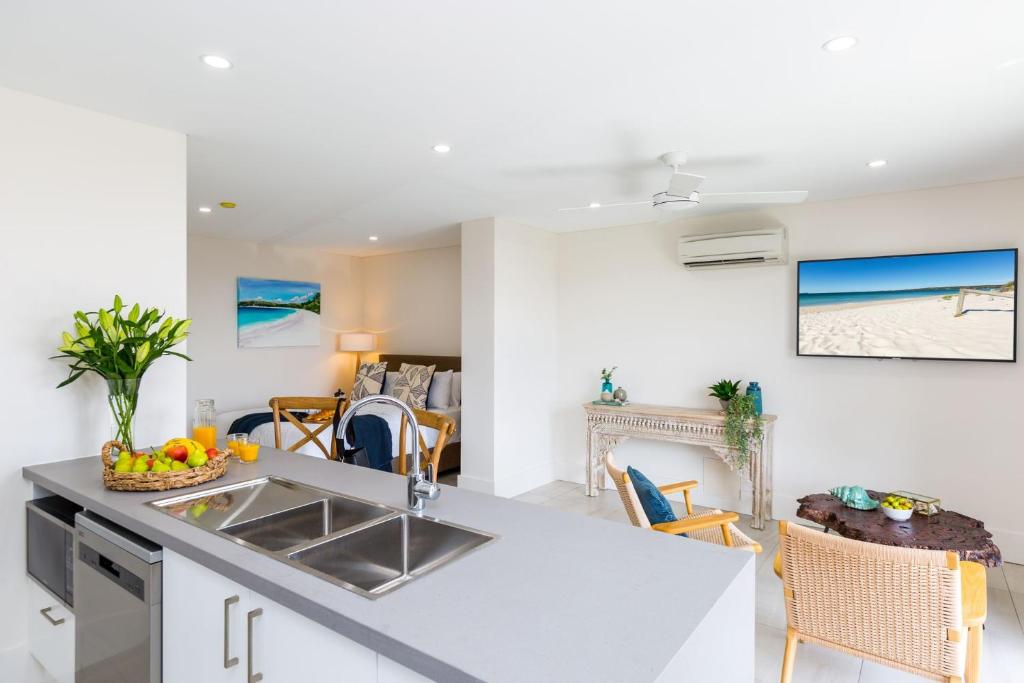 Ishtar Apartment 8- Luxury Studio photo 2