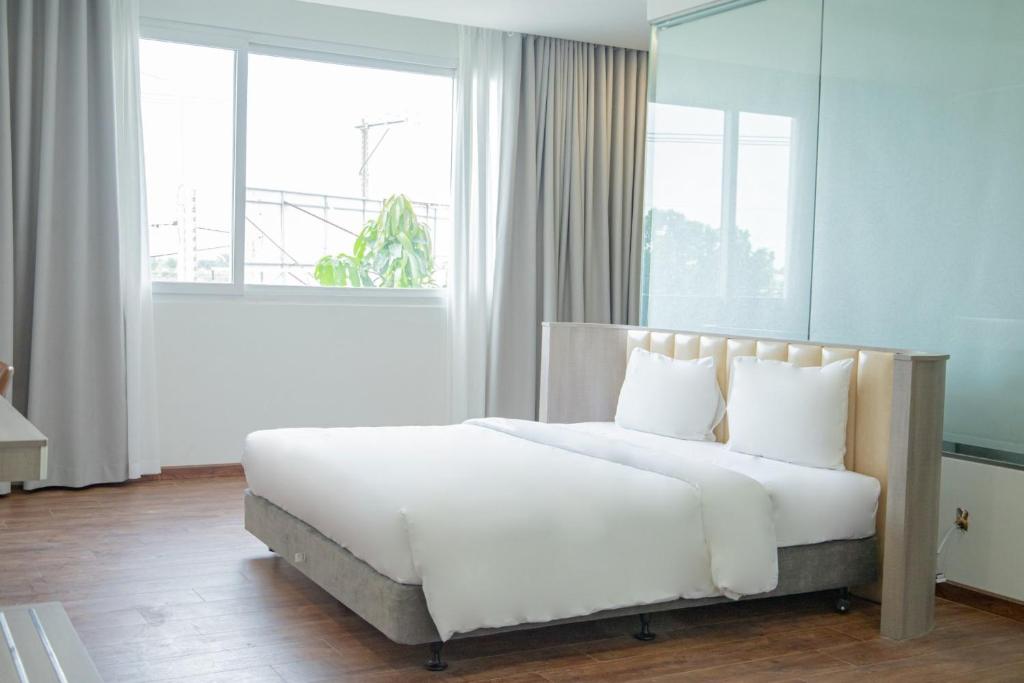 The Mansion Hotel Bien Hoa photo 2