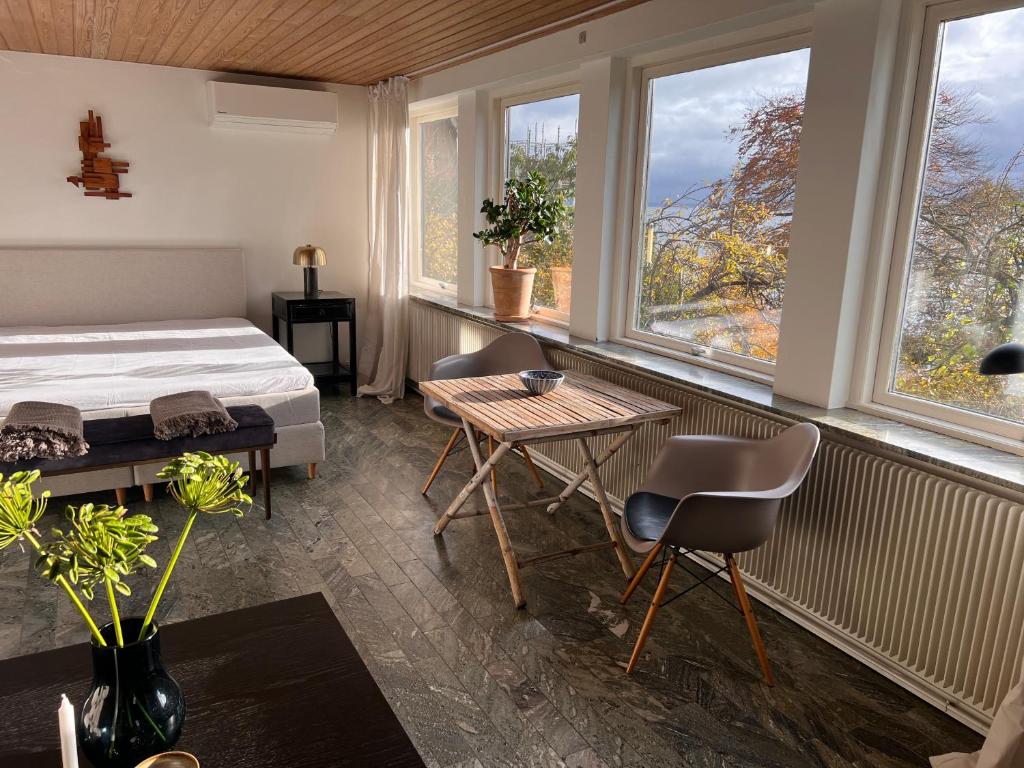 Sea view nordic design apartment near beach great for couples
