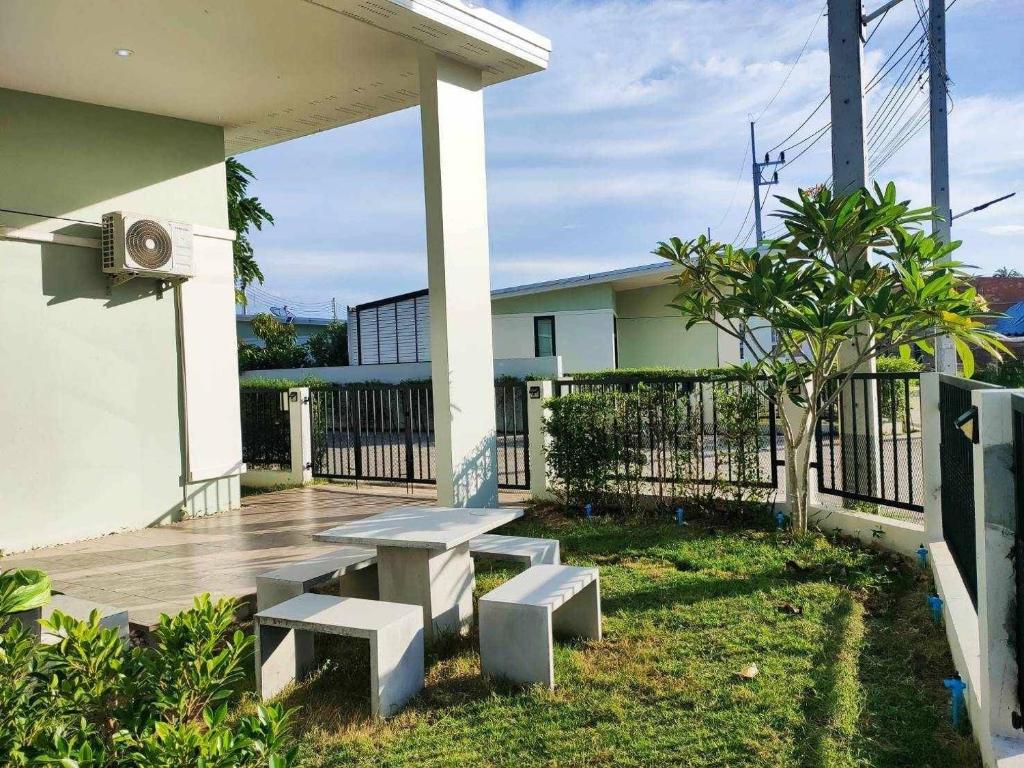 บ้านคุณพระ แอท รพ.กรุงเทพ Room Type - Two-Bedroom Villa