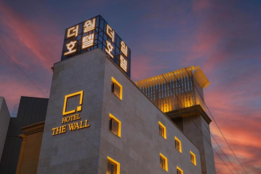 Jecheon The Wall Hotel photo 1