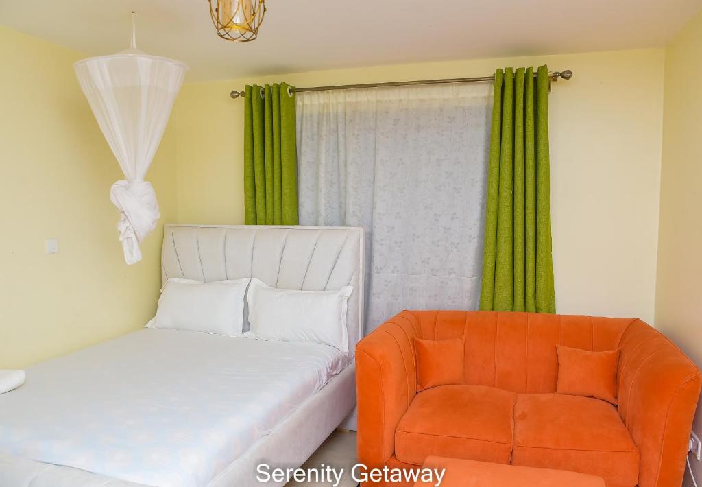 Serenity Getaway STUDIO apartment near JKIA & SGR with KING BED, WIFI, NETFLIX and SECURE PARKING photo 2