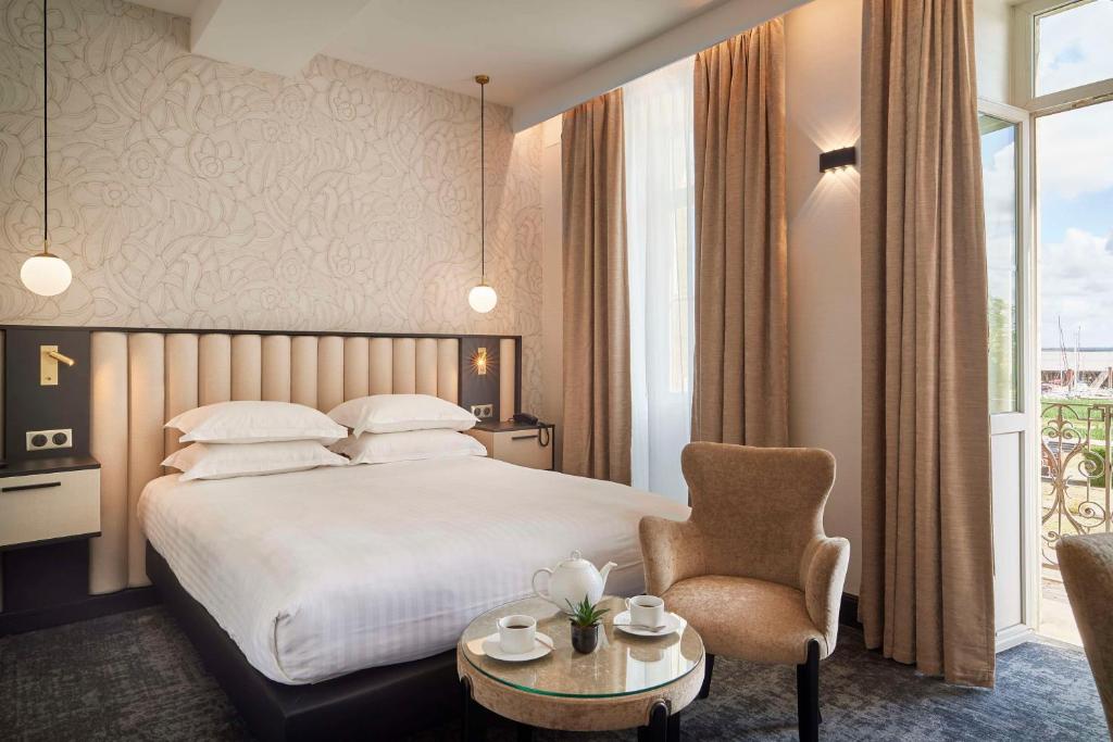 Best Western Premier Hotel des Vignes et des Anges photo 2
