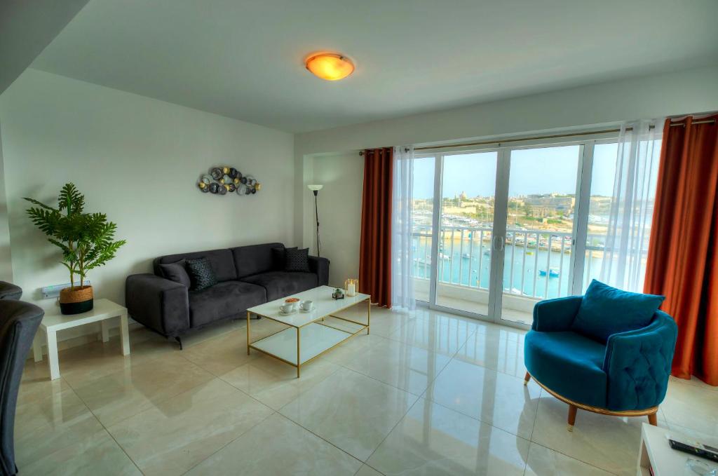 Seafront beautifully furnished 2 bedrooms GOGZR1-3 photo 4