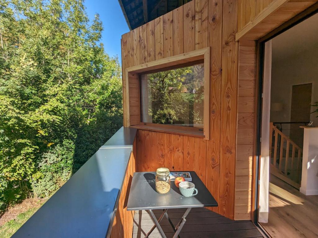Maison entre lac et montagnes photo 2