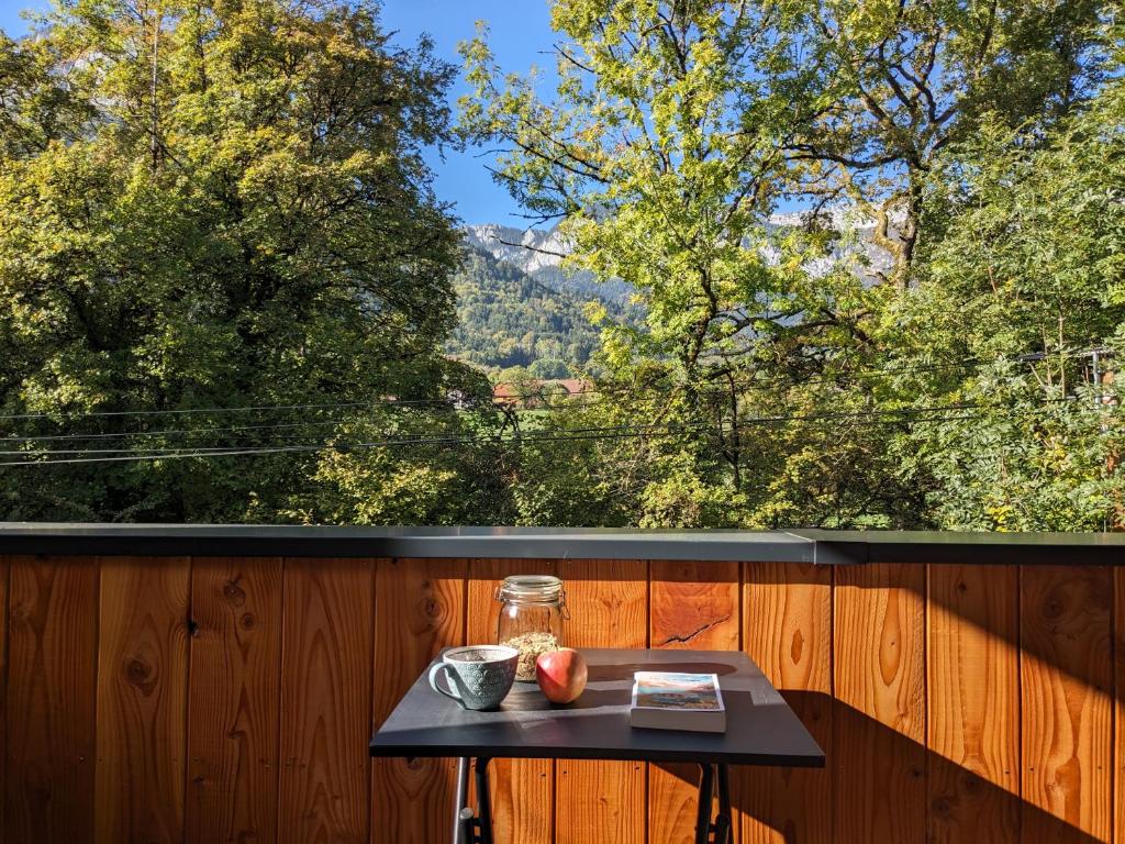 Maison entre lac et montagnes photo 1