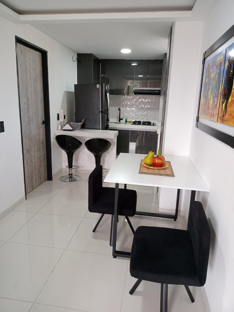 Apartamento de lujo , con linda vista, cuarto piso photo 1