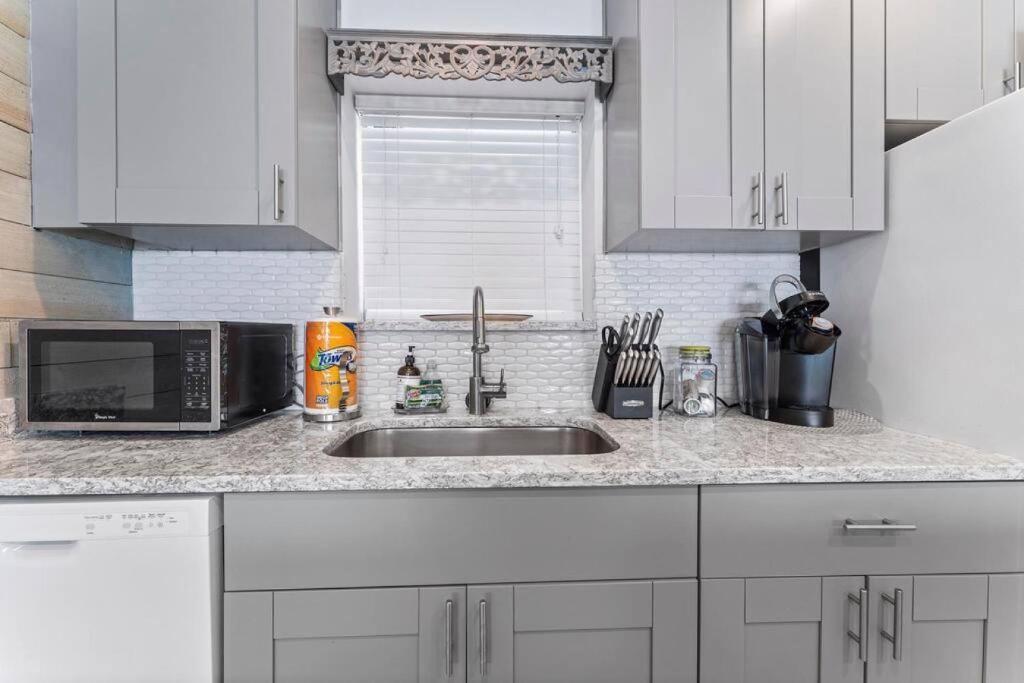 Sandpiper Oceanfront 4B photo 1