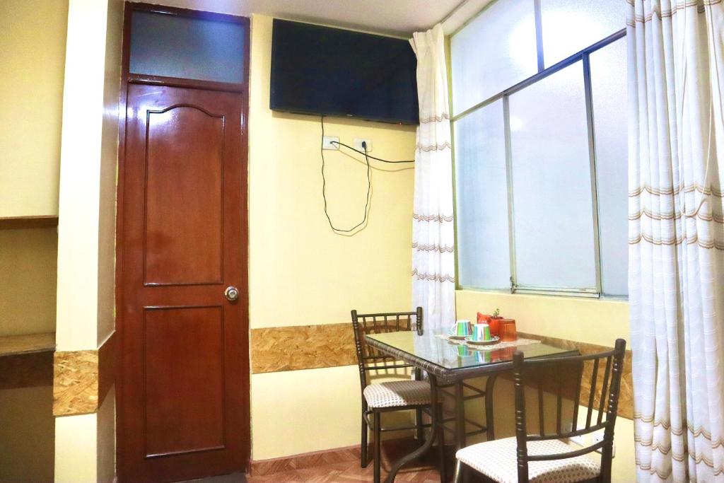 HOSTAL SOL & LUNA photo 1