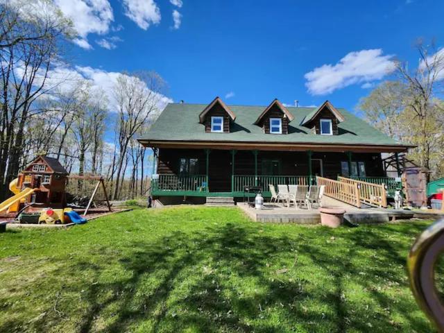 4 bedroom 4parking can cook Fireplace,Office photo 1