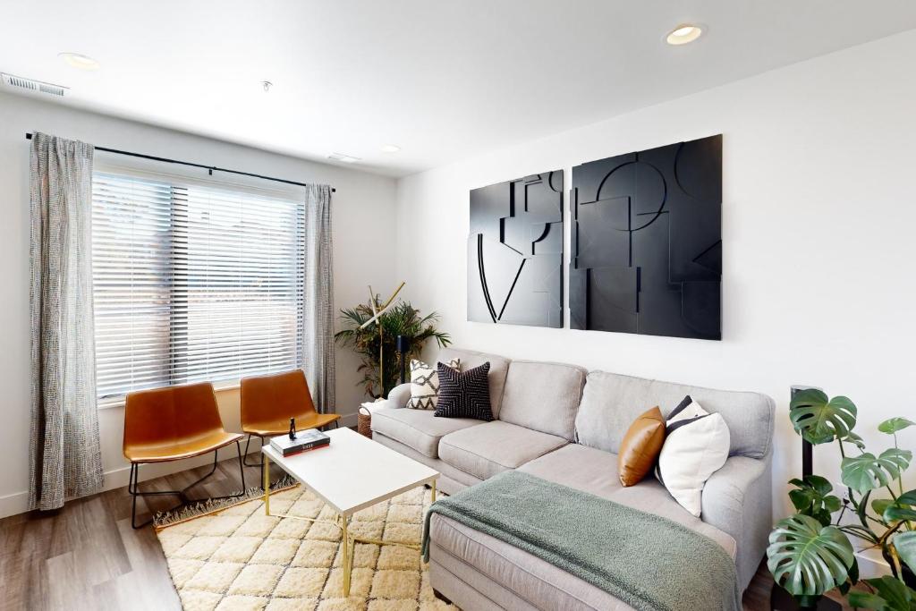 Modern Peaks Townhome