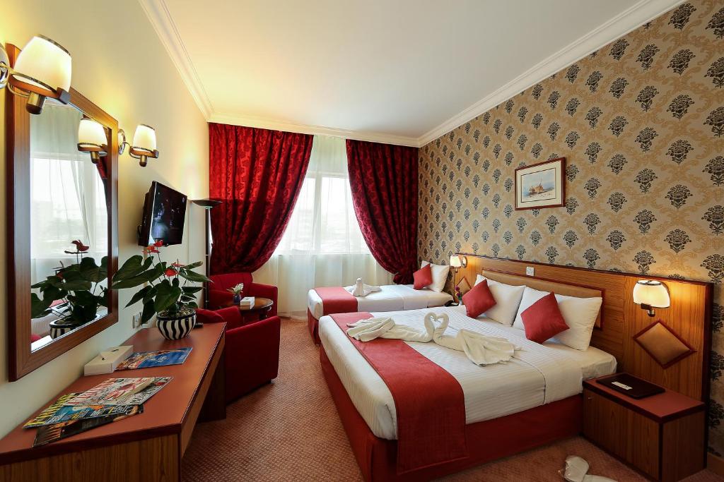 Семейный (Семейный номер Делюкс), Отель Jonrad Hotel