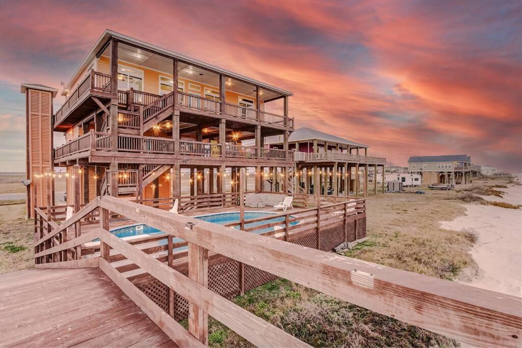 Alright, Alright, Alright by Wanderlust Properties photo 3