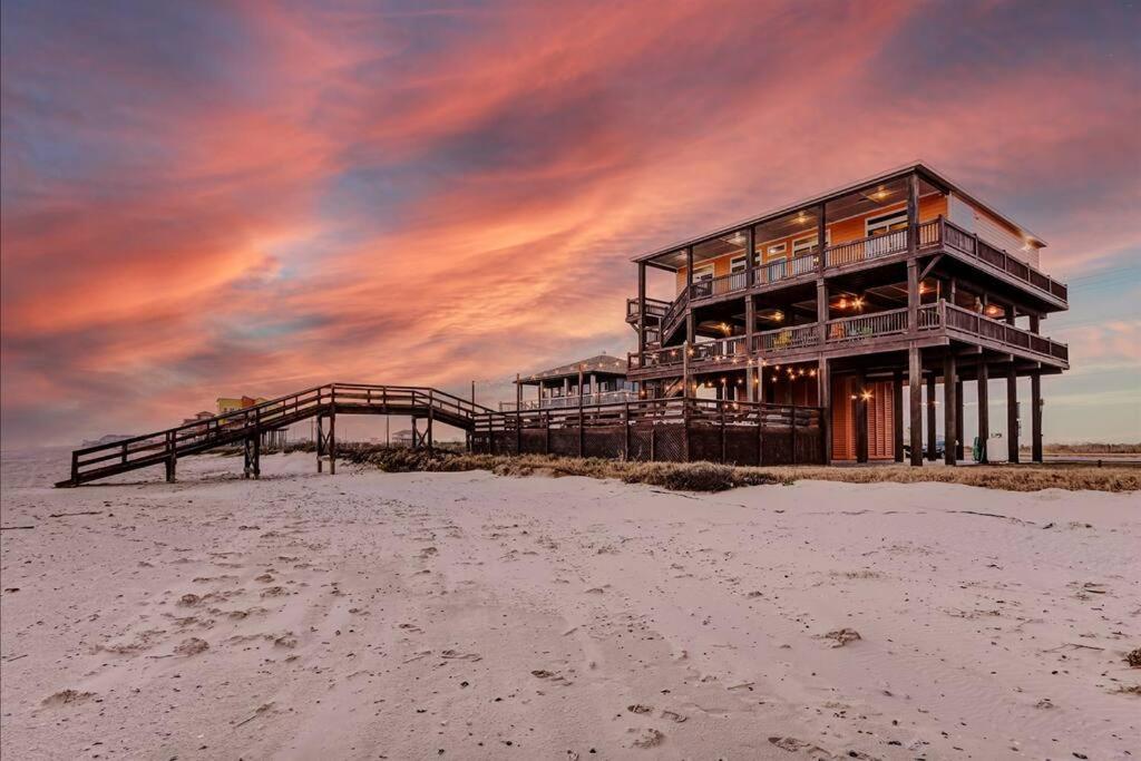 Alright, Alright, Alright by Wanderlust Properties photo 4
